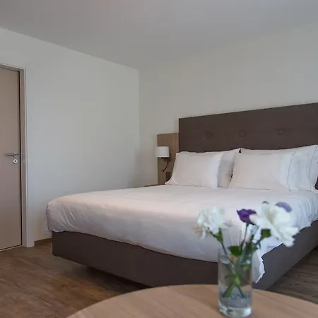 Le Relais De Bogis Hotel