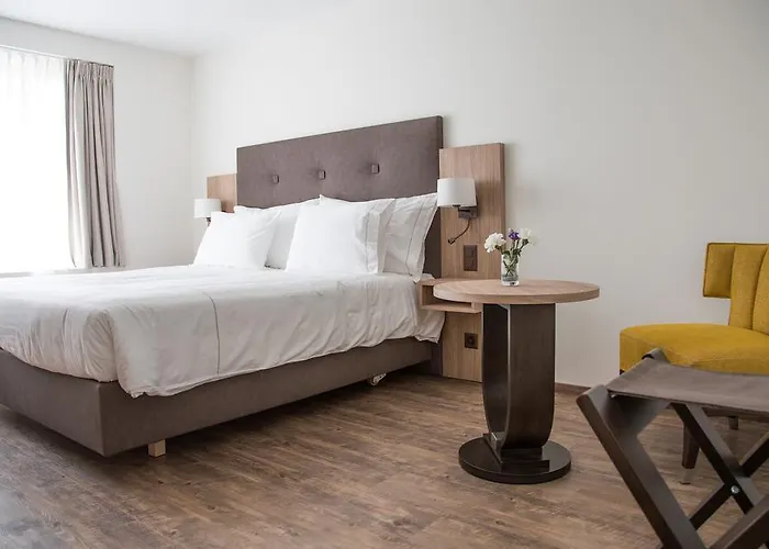 Le Relais De Bogis Hotel