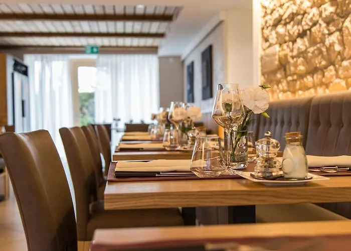 Le Relais De Bogis Hotel